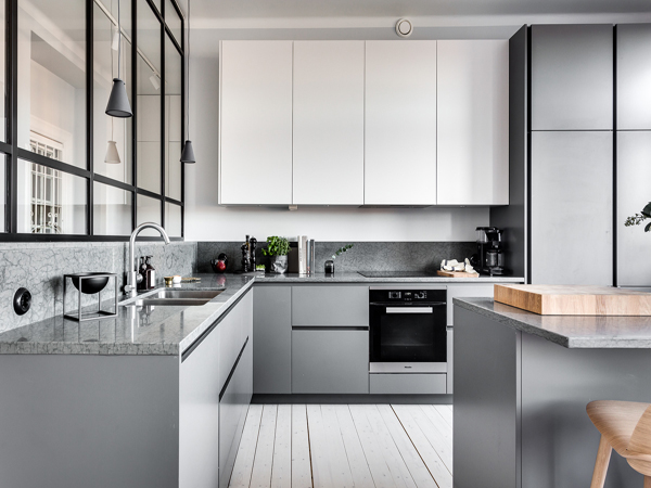 Lower-kitchen-cabinets-in-grey